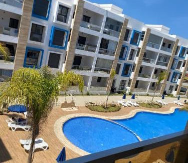 Martil Apartment | Appartement avec vue piscine à centre ville martil