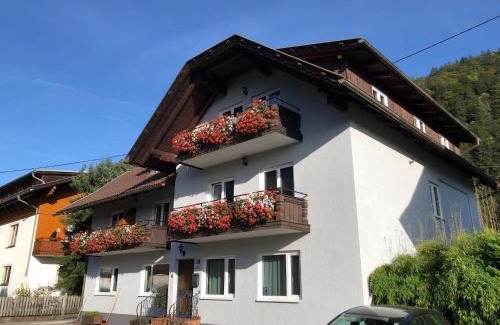 Doebriach Apartment | Appartement Brettljause Ferienhaus Fuenf Sinne