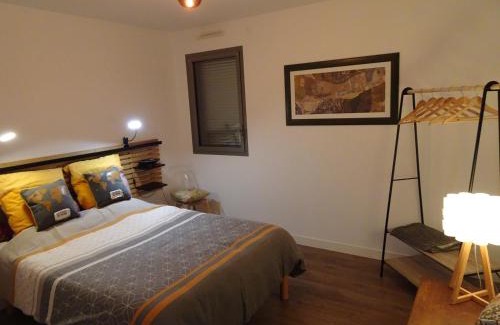 Granville Apartment | Appartement calme en plein centre ville