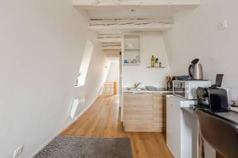Historic Center Apartment | * appartement cathédrale Strasbourg centre*