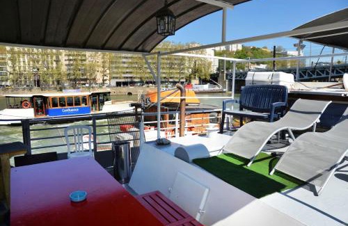 2nd Arrondissement House | Appartement charmant près du centre-ville de Lyon avec parking