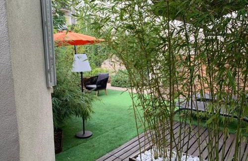 Jouvence Apartment | Appartement cosy en centre ville avec SPA et jardin