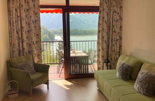 Landskron Apartment | Appartement direkt am Ossiachersee