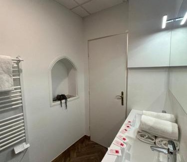 Centre Historique Apartment | Appartement du Cloitre 1er