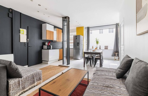 Porte de Clichy Apartment | Appartement familial proche des commerces - 8P