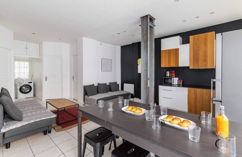 Porte de Clichy Apartment | Appartement familial proche des commerces - 8P