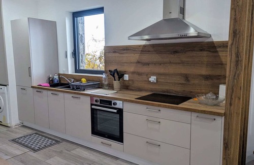 La Roche-sur-Foron Apartment | Appartement Moderne à la Montagne 6 Personnes - 2 Chambres - 1 Salle de Bains