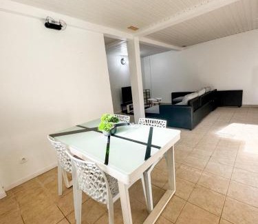 Le Lamentin Apartment | Appartement lilas