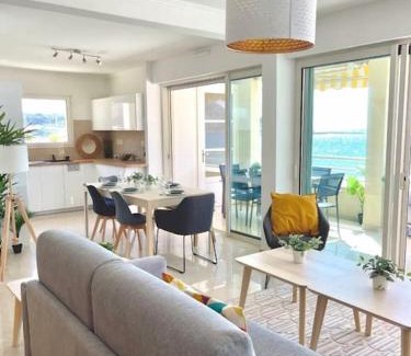 Les Sablettes Apartment | Appartement Luxueux "La Plage" by Résidence La Fontaine