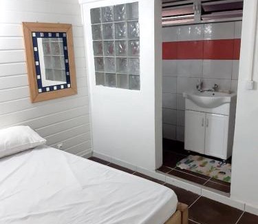 Saint-Esprit Apartment | Appartement charmant a Saint Esprit 42 m² vue montagne