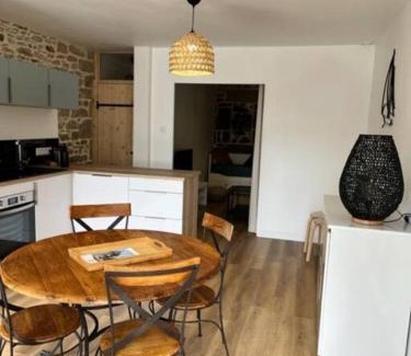 Guerande Apartment | Appartement neuf 4pers, remparts
