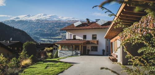 Jerzens Apartment | Appartement Pitztal-Hochzeiger inclusive Pitztal-Sommer Card