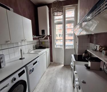 Amidonniers - Caffarelli Apartment | Appartement Pont des Catalans