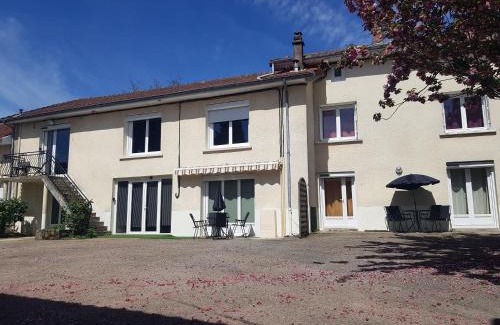 Beaune-les-Mines Apartment | Appartement rdc rdc Limoges