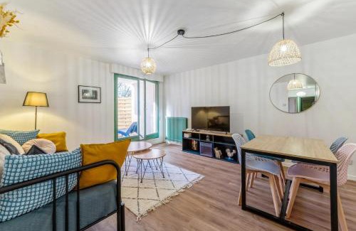 Annecy Apartment | Appartement Rivière Thiou avec jardin