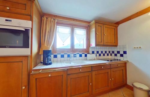 Bisanne 1500 Apartment | Appartement skis aux pieds, 4 pièces avec mezzanine, balcon, pour 10 pers - Les Saisies - FR-1-594-198