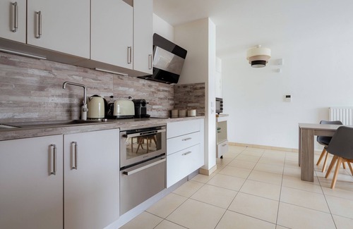 Chatillon Apartment | Appartement Spacieux a Chatillon