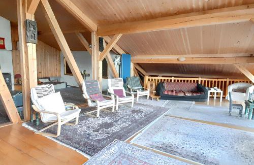 Les Chapelles Apartment | Appartement spacieux aux Chapelles avec vue sur montagne