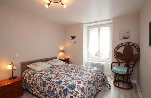 Mont-Dore Apartment | Appartement T2 avec Wifi au Centre du Mont-Dore, à 20m des Thermes, pour 5 personnes - FR-1-608-183
