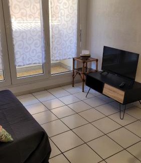 Digne-les-Bains Apartment | Appartement T2 imm. La Villa d'Este