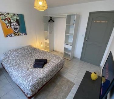 Saix Apartment | Appartement tout équipé 2 chambres + jardin