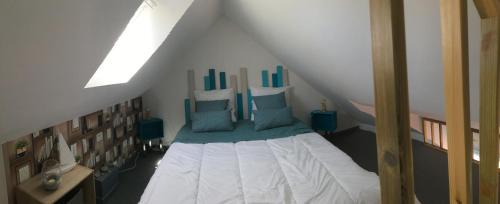 Arzon Apartment | APPARTEMENT VUE PORT CROUESTY