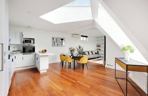 Chaillot Apartment | Appartement vue sur la Tour Eiffel