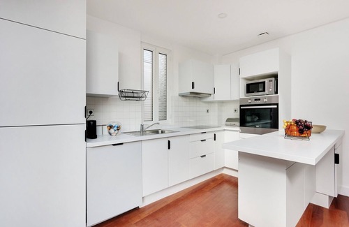 Chaillot Apartment | Appartement vue sur la Tour Eiffel