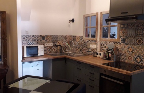 Brelidy Apartment | Appartement vue sur le Parvis du Château