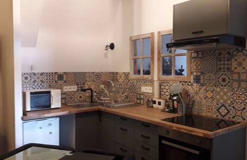 Brelidy Apartment | Appartement vue sur le Parvis du Château