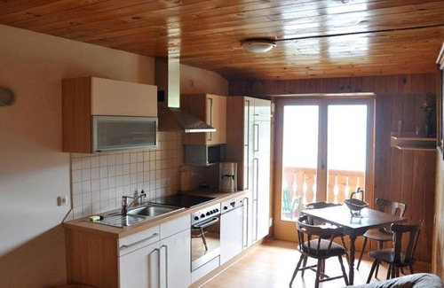 Spittal an der Drau House | Appartement »zirbenstüberl« im Herrenhaus - Laggerhof Direkt am Südufer des Millstätter Sees