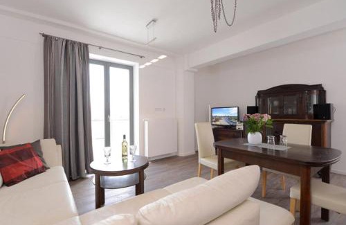 Wismar Apartment | Appartment Ferienwohnung mit großer Terrasse Ohlerich Speicher Wismar