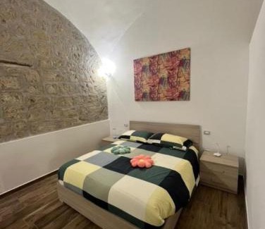 Santa Maria A Vico House | Appia Apartment - Camera Trifoglio