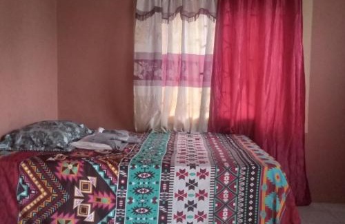 Linstead House | Apple Hide Away