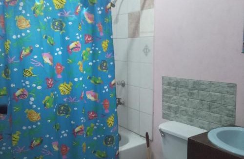 Linstead House | Apple Hide Away