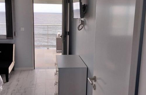 Prazeres Apartment | Apt 'A Gaioa' in 'The Cliff Coast Accomodation'