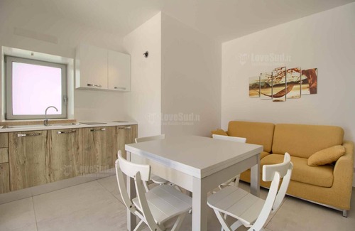 Torre Vado House | Apt B - Beach View Villa Controvento