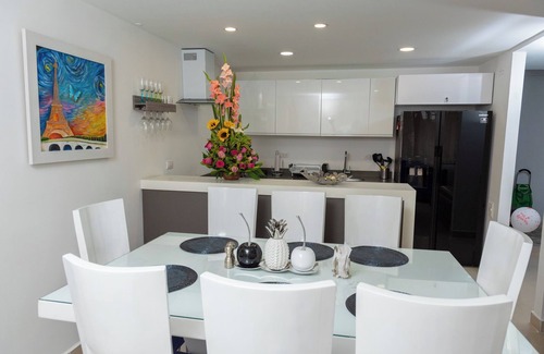 Cali Condo | Apt Hermoso y Cómodo Super Céntrico Parque del Perro Edif. Astoria