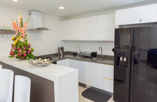 Cali Condo | Apt Hermoso y Cómodo Super Céntrico Parque del Perro Edif. Astoria