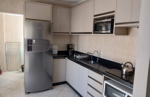 Itapema Apartment | Apt in the center of Meia Praia with 4 bedrooms with air - close to the sea and two vacancies