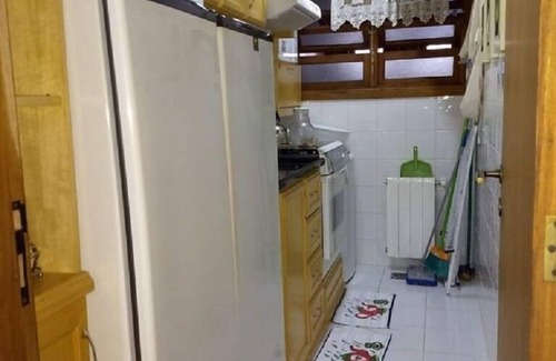 Gramado Apartment | Apt in the heart of the center of cozy Lawn with heating, WIFI and NETFLIX