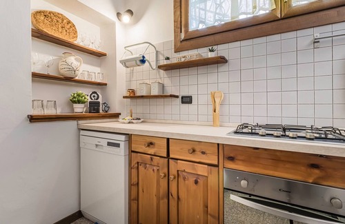 San Pietro di Feletto Apartment | Apt In Villa With Pool 45 Min Ve Unesco Area