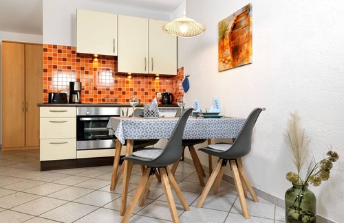 Gollwitz Apartment | Apt. STURMVOGEL - Cozy living just 500 meters from the natural beach