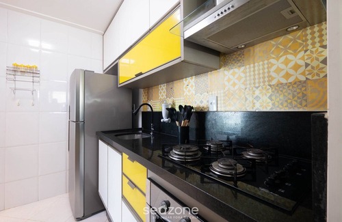 Piata Apartment | Apt. w/Balcony 500m From the Beach Rei0206