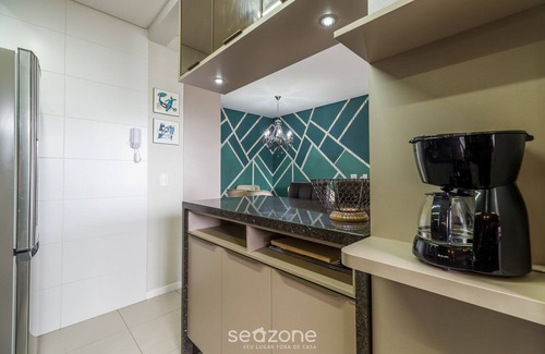 Ingleses Centro Apartment | Apt With Barbecue Near the Beach Rgn0203