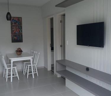Praia Grande Apartment | Apto 204 Ed Fort do Pontal