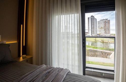 Sao Goncalo Apartment | Apto 306 Inn com vista Parque Una e garagem