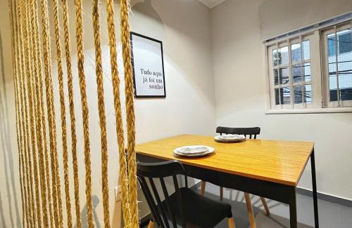 Macae Apartment | APTO charmoso com Suíte, Cozinha completa, Wifi, Smart TV, Ar condicionado