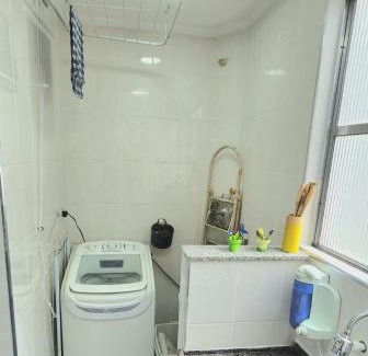 Vila Julia Apartment | Apto Guarujá 1 Dorm com Garagem Coberta 280m da Praia