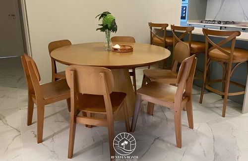 Torres Apartment | Apto Premium em Torres - 3 min do mar - Ar condicionado - Tv Smart - Wifi - 03 quartos - Churrasqueira - Piscina - Lavanderia